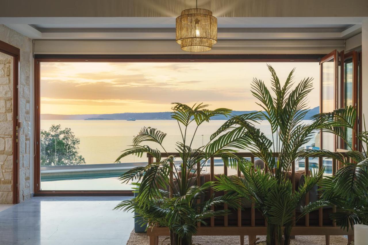 Villa Almy Plaka  Luaran gambar