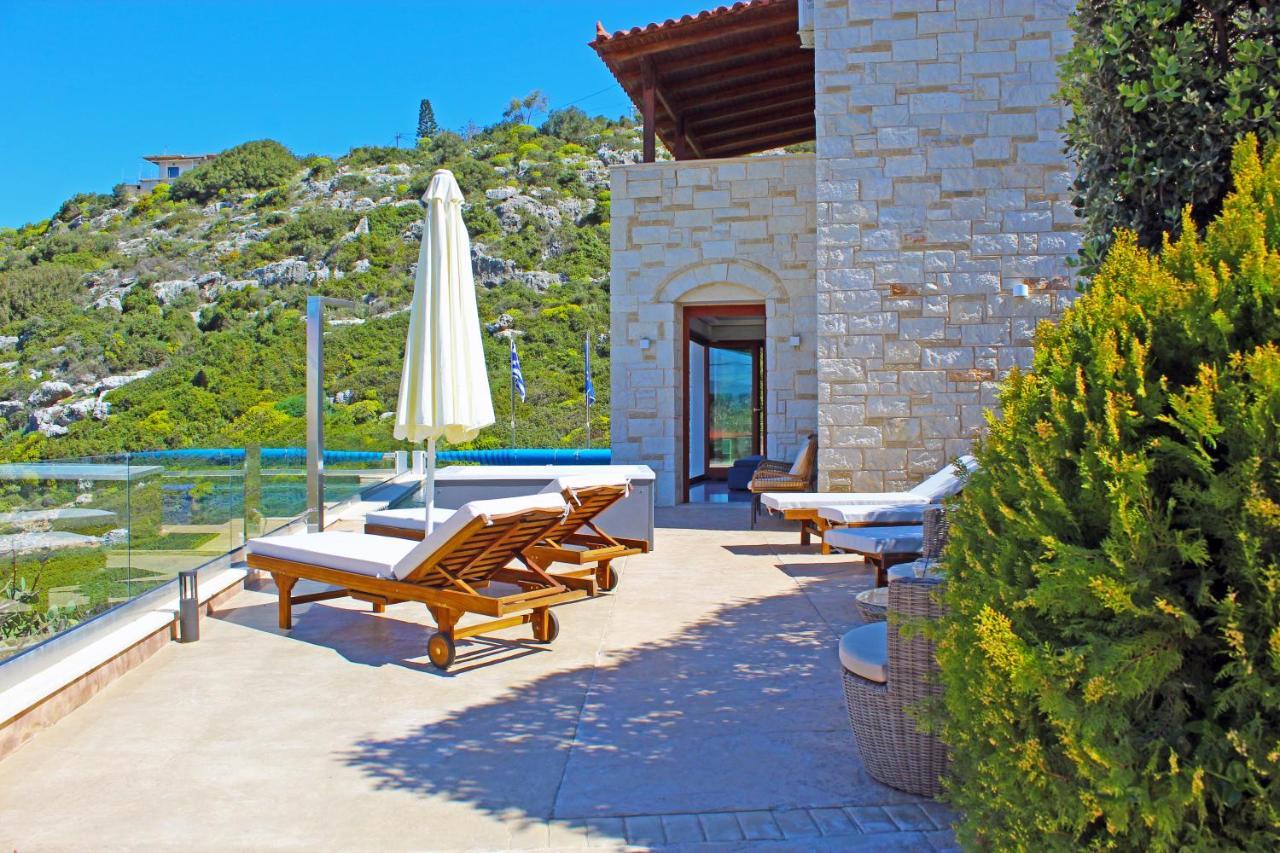 Villa Almy Plaka  Luaran gambar